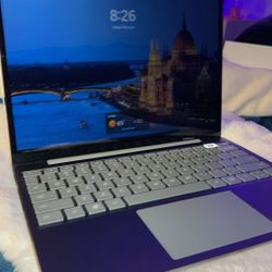 Microsoft Surface Laptop Go2! Only Used 2mths Summer College Classes! It’s Basically NEW!!