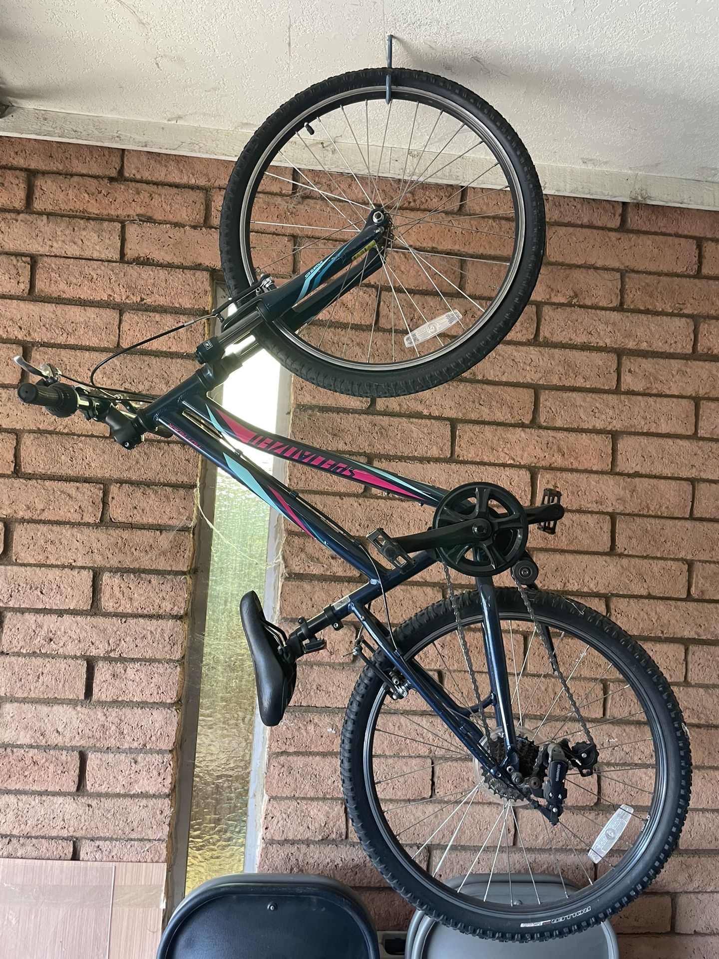 Specialized Kids Mountain Bike
