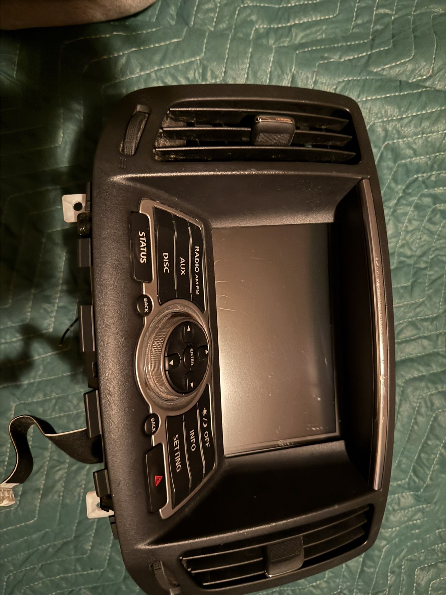 2009-2014 G37 Touchscreen Radio