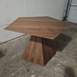 Coffe table ( brown )