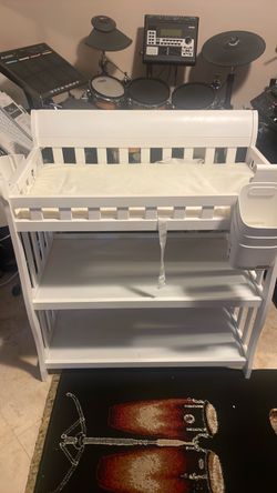 Delta Changing Table/Mat/Holders