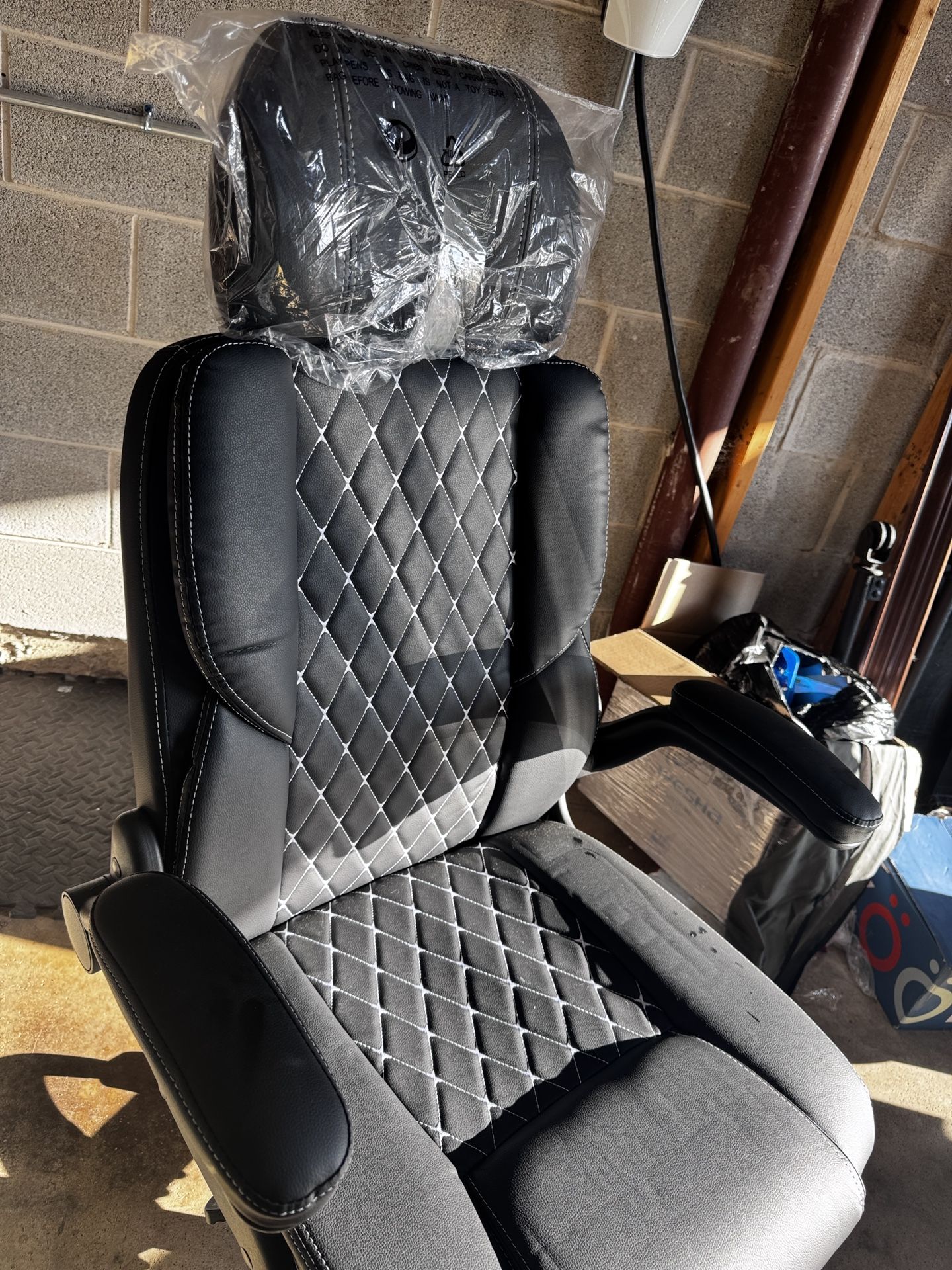 Brand New Open Box – Ergonomic Office Chair