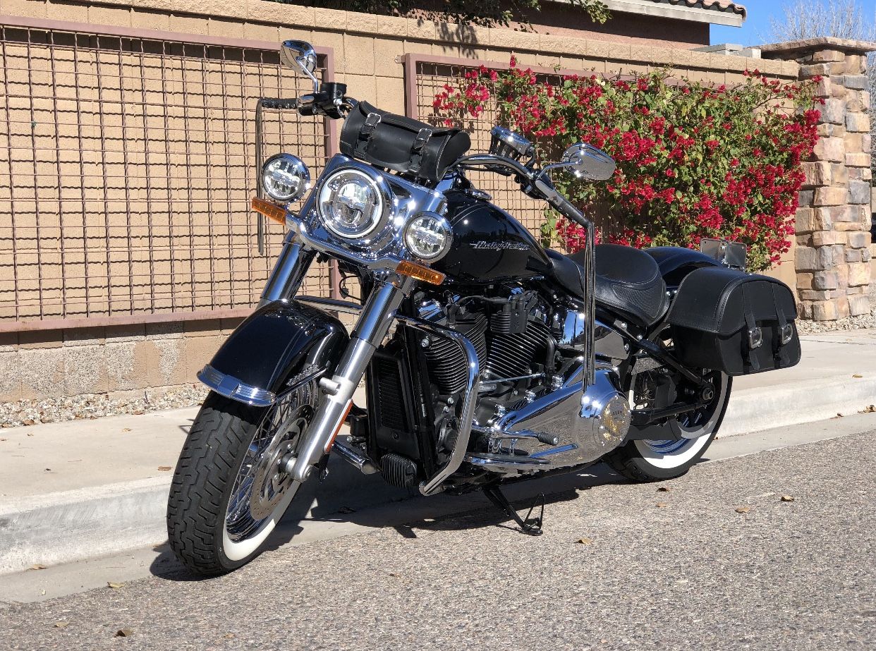 2019 Harley Davidson FLDE