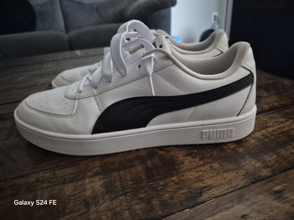 Men's Size 12 Pumas In Great Condition $12