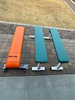 Commercial Gym Flat Benches (please read posting)