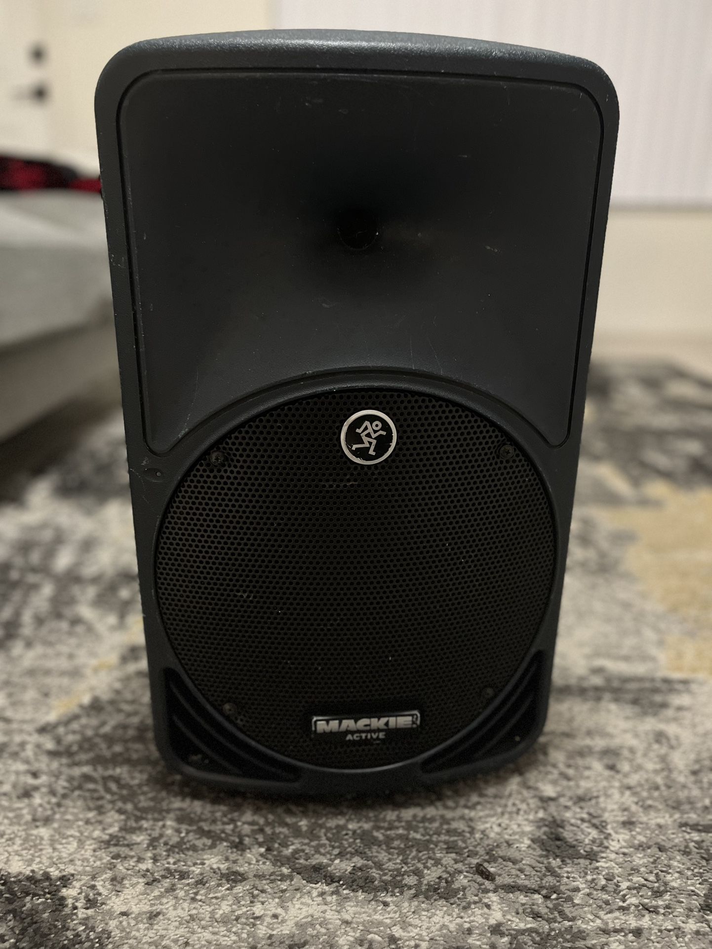 Mackie SRM 350 v2