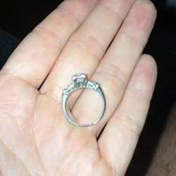 Beautiful Natural Diamond Ring - Engagement Style