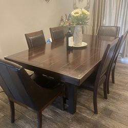 Beautiful All Wood Table 6 Chairs