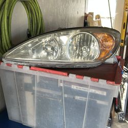 Toyota headlight