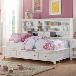 VINTAGE CHARM WHITE FINISH FULL SIZE DAYBED STORAGE DRAWERS