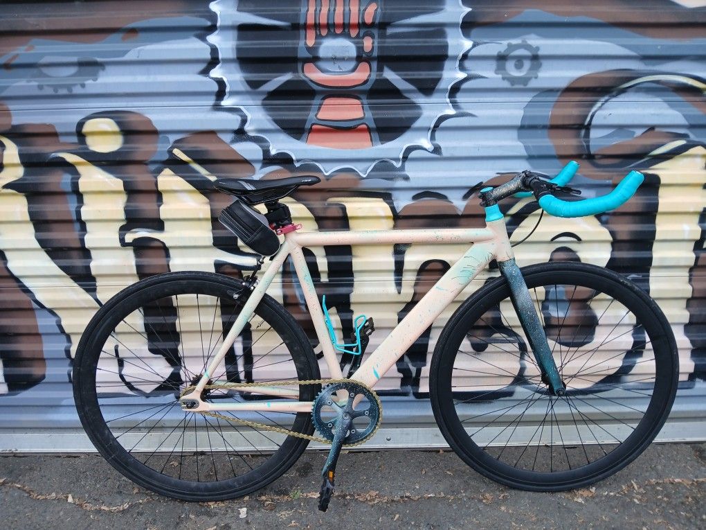 6ku Fixed Gear Bicycle