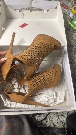 Aldos heels Size 8