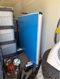Foldable Ping Pong Table (Like New) + Paddles / Balls