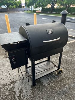 Z Grill electric pellet smoker