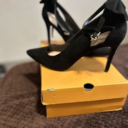 Elegant Black Stiletto Heels