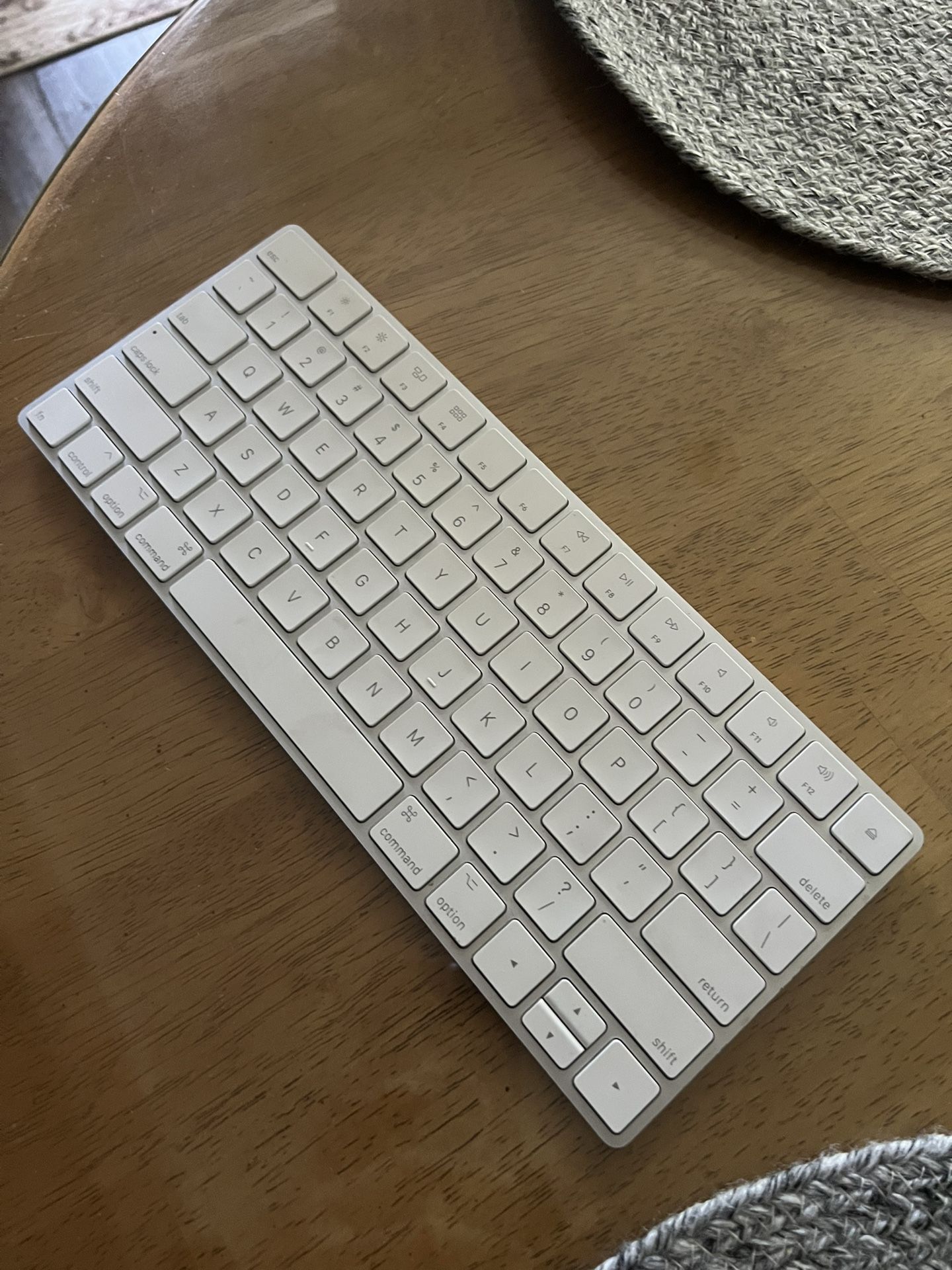 Apple Magic Keyboard
