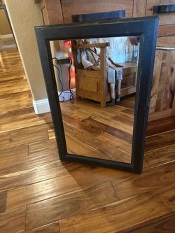 Amish made 20” x 30” mirror, new