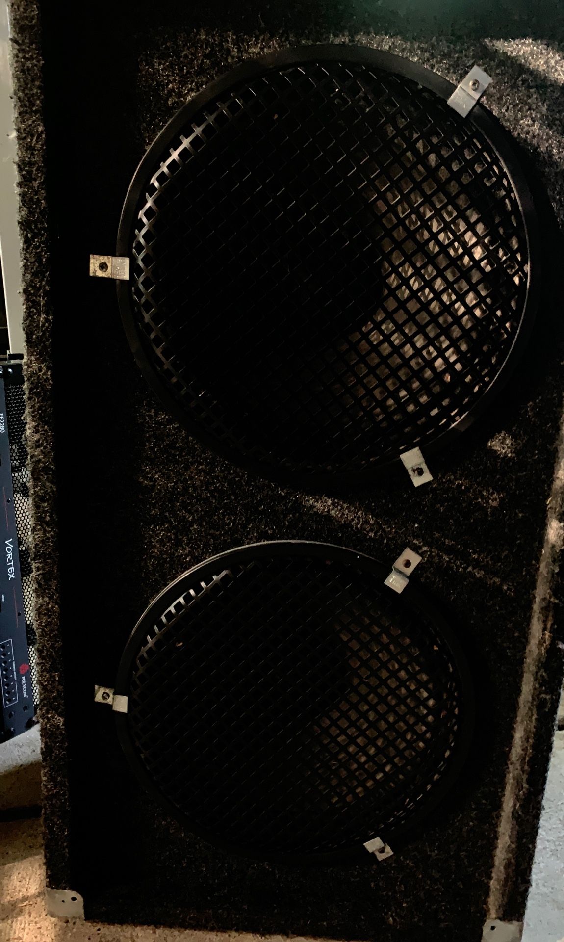 Guitar speaker cabinet, 2 Peavey 1290