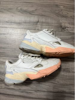 Adidas Falcon ‘Glow Pink’