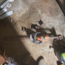 Black And Decker 20v Hedger 