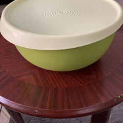Tupperware 