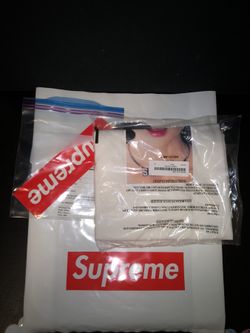 Supreme Necklace Tee - Medium (White)