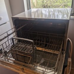Portable Dishwasher With Rolling Cart