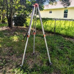 Nikon Adjustable Aluminum Tripod For Construction Level