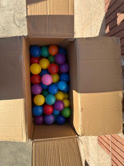 Ball Pit Balls (400+)