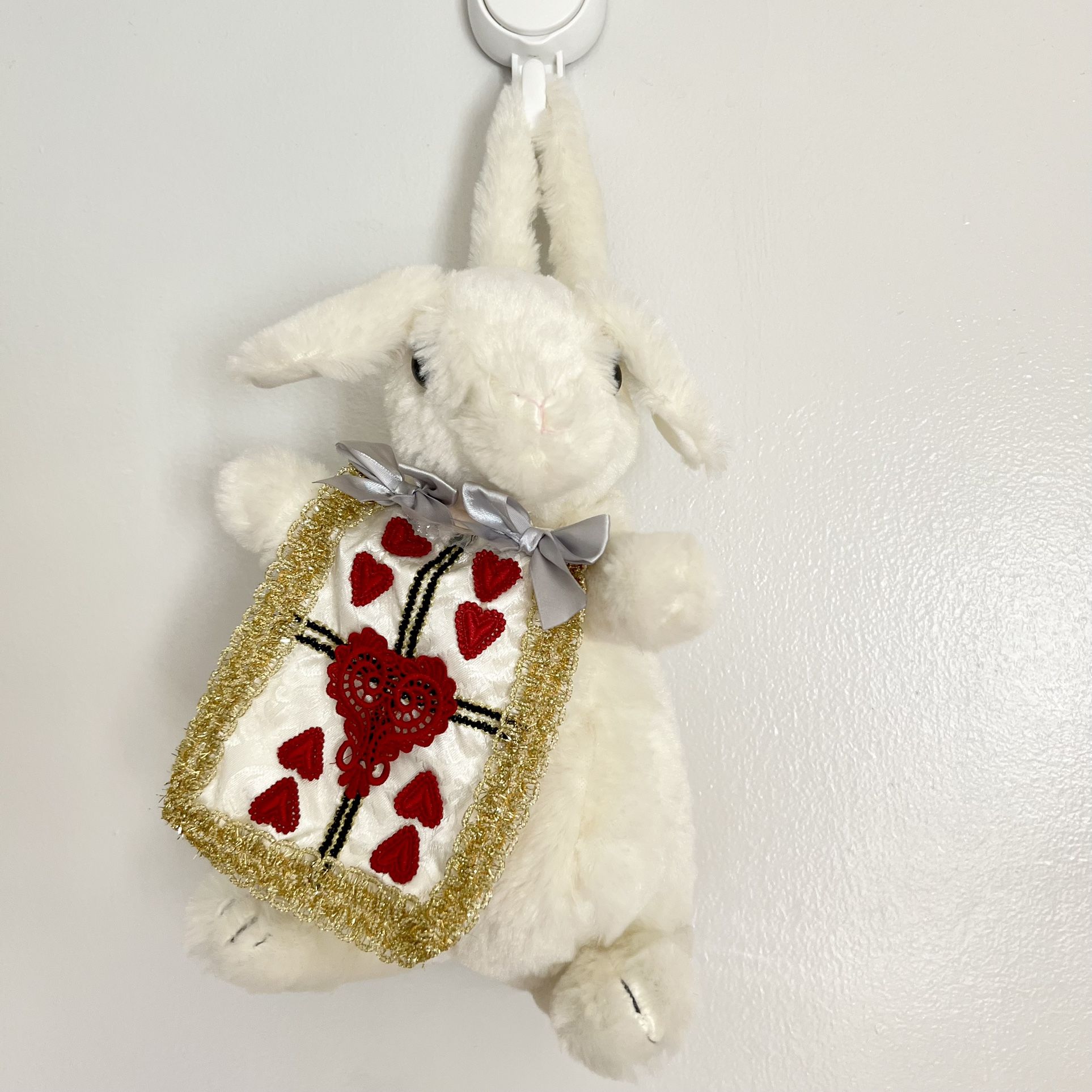 Leg Avenue Alice in Wonderland Costume White Rabbit Purse Halloween Cosplay