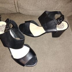 Ladies Heals. New Or Like New Condition