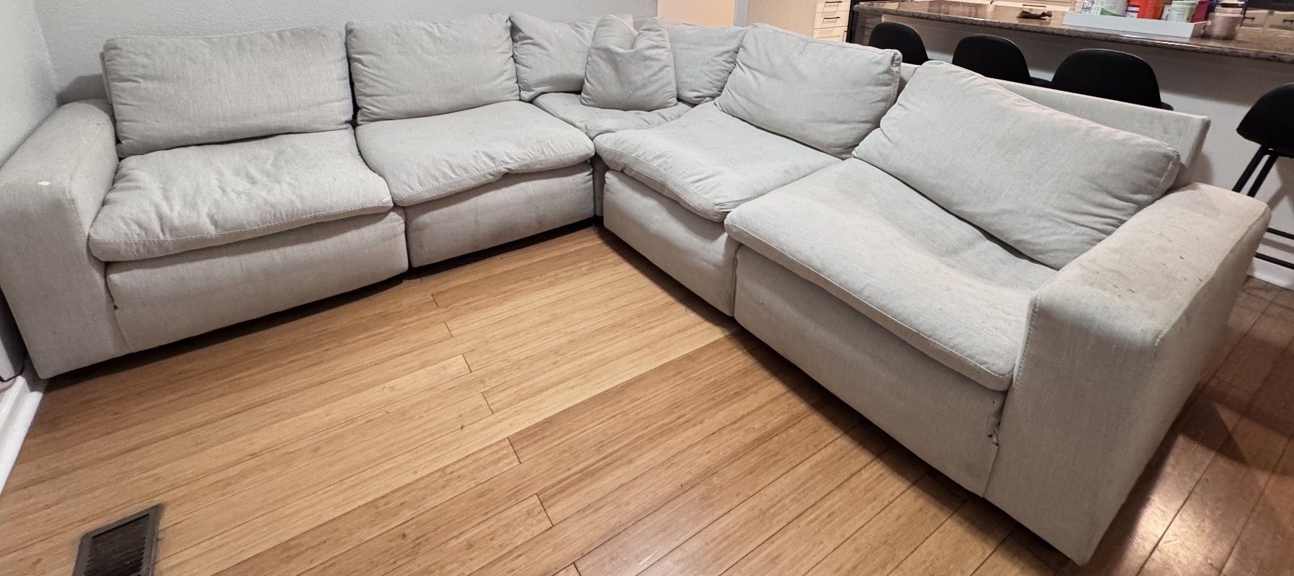 Cloud Couch Dup