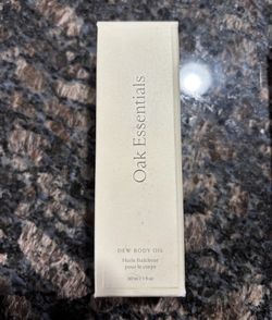 NEW OAK ESSENTIALS DEW BODY OIL $12!!!