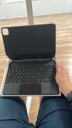 iPad magic keyboard, 1st edition