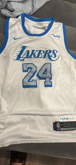 Men’s Adult small Kobe Bryant Jersey