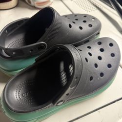 Crocs Size 8