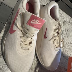Nike Promina WIDE 8.5