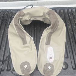 Heated neck massager