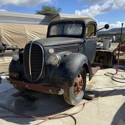 39 Ford Ton And A Half Truck