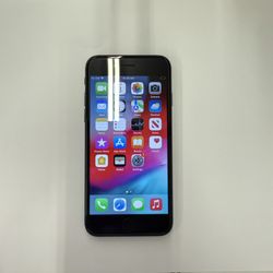 Apple iPhone 7 - 32GB - Black (Unlocked)