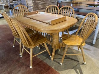 Blonde Expanding 6-Seater Dining Set