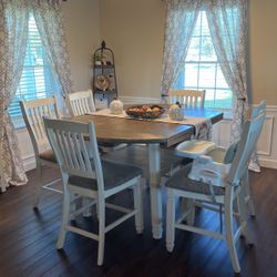 Counter Height Table & Chair Dining Set