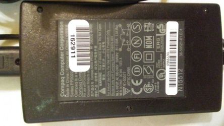 LAPTOP COMPAQ AC CHARGER