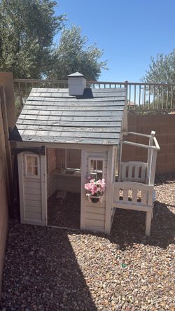 Free play house