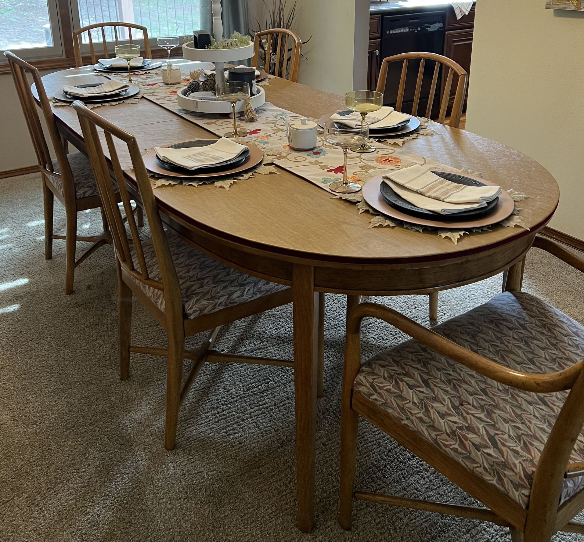 Dining Table With 6 Padded Chairs
