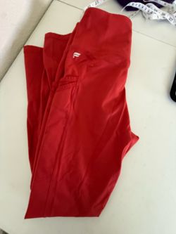 Small fabletics leggings