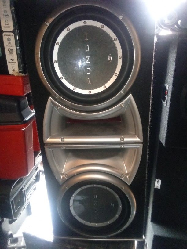 Rockford Fosgate 10inch P2L2 -210 Punches In A Fosgate Box
