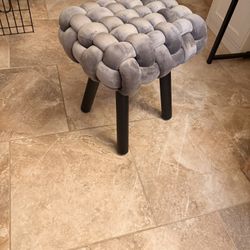 Small Knotted Chair (new) 