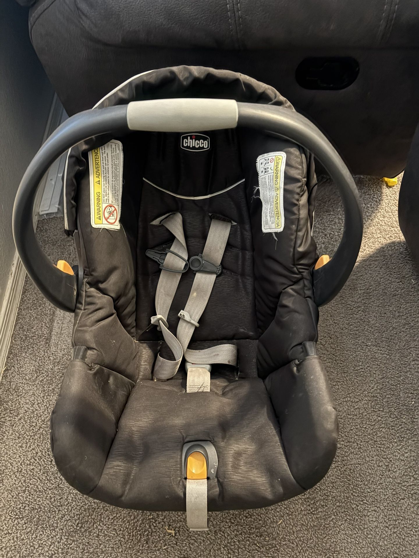 Chicco Car Seat With Base
