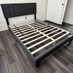 Bed Frame New In Box Queen Size 